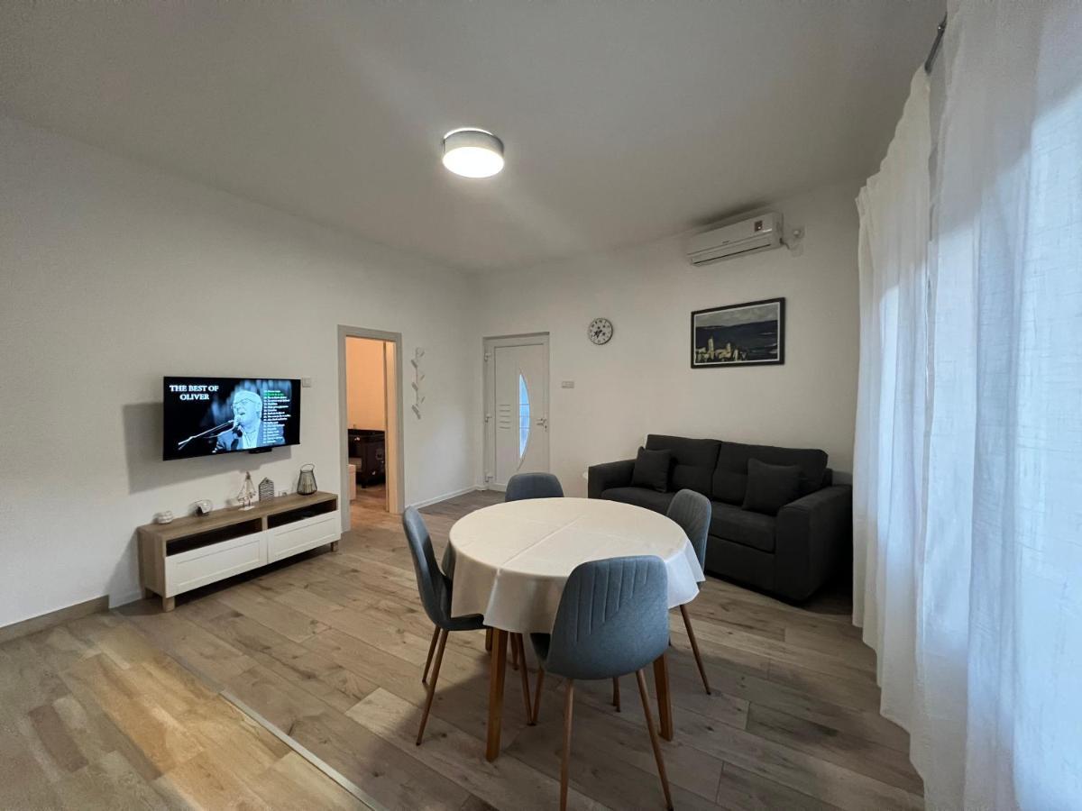 Kaala Apartments سوبيتارسكا دراغا المظهر الخارجي الصورة