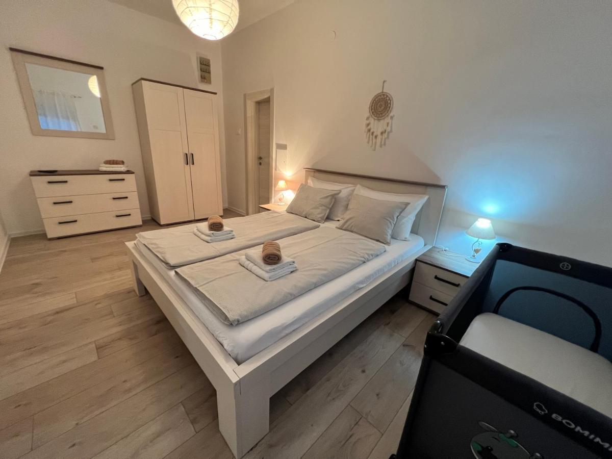 Kaala Apartments سوبيتارسكا دراغا المظهر الخارجي الصورة